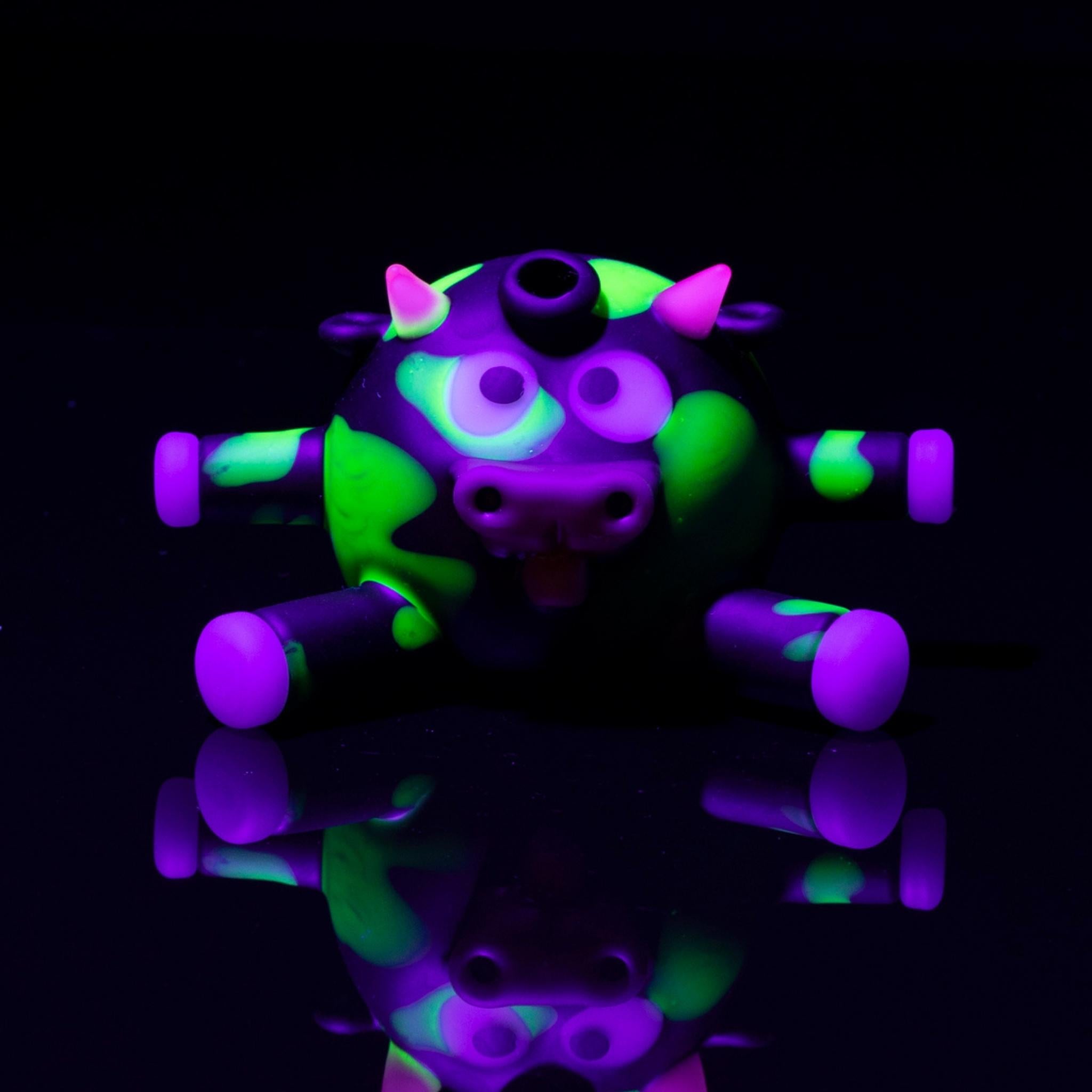 UV Black Cow