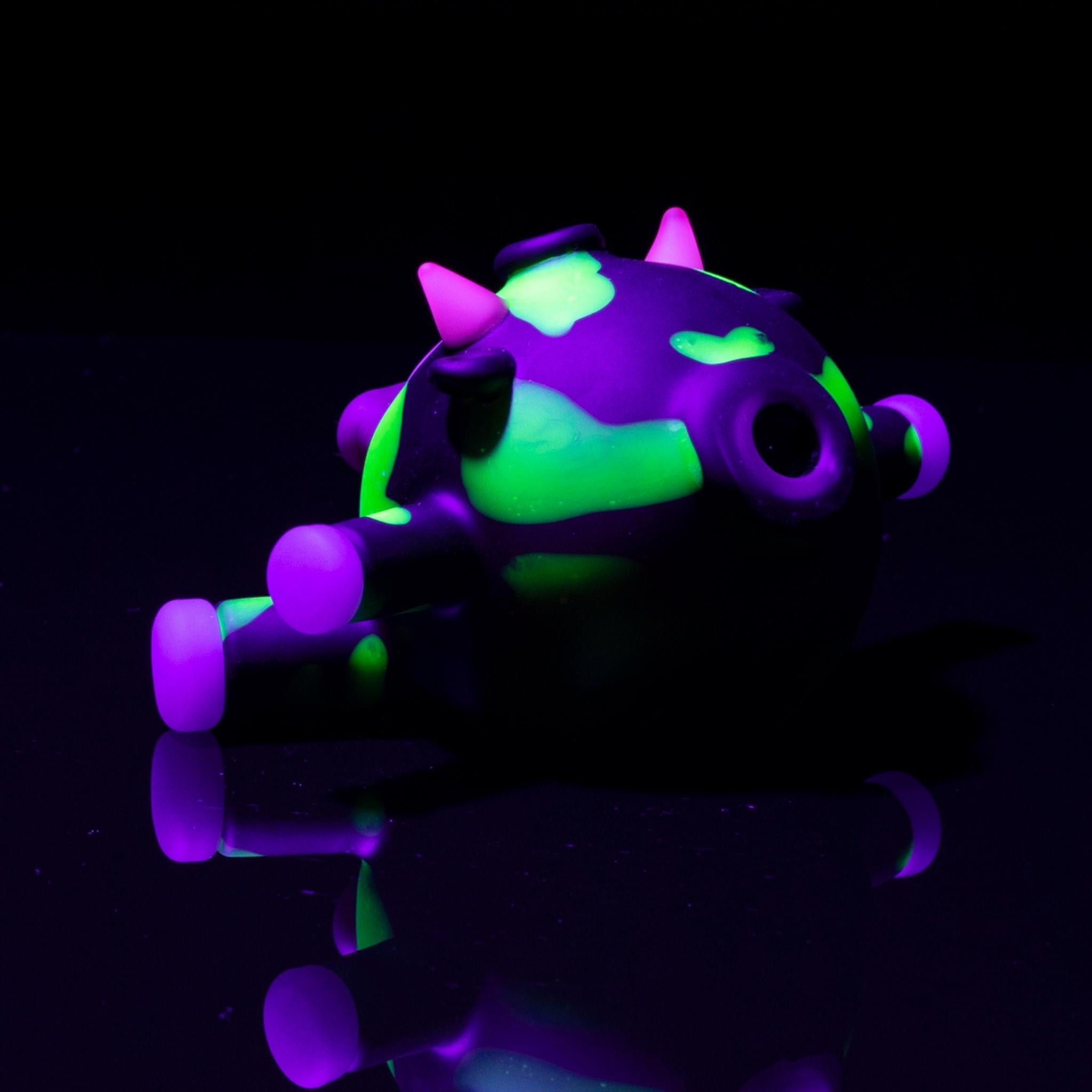 UV Black Cow