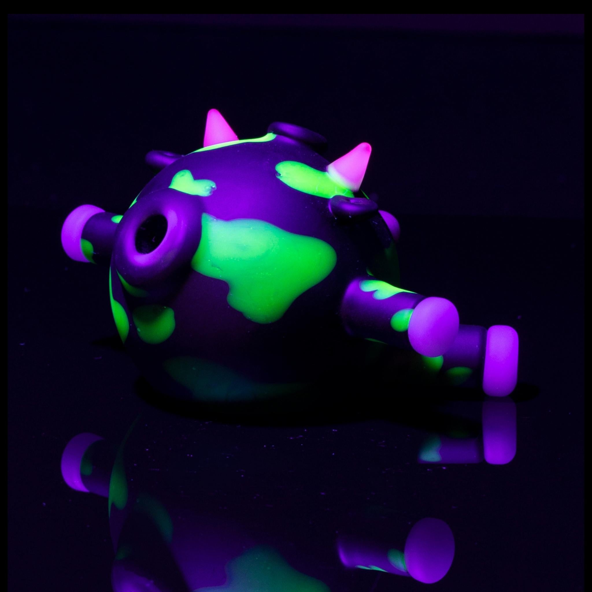 UV Black Cow