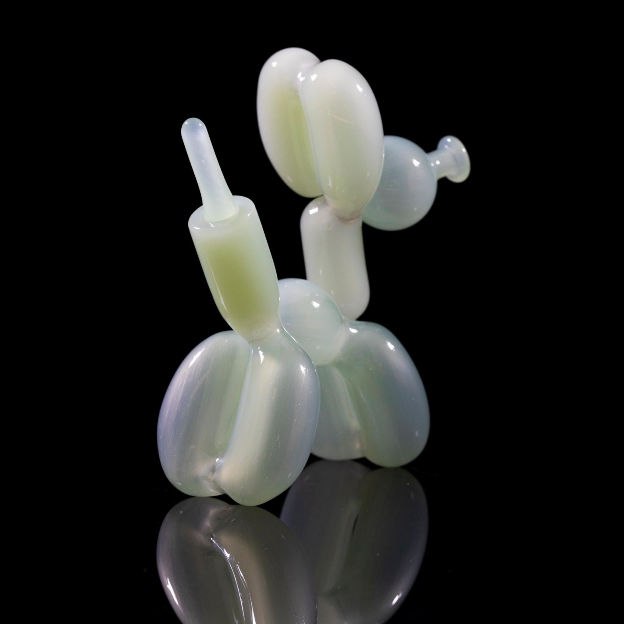 Balloon Dog - Green/White